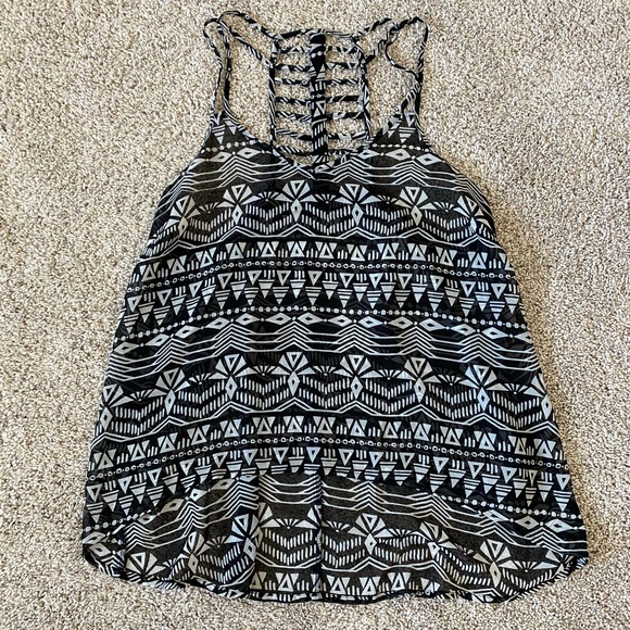 Forever 21 women’s black aztec top size Small - Picture 1 of 7